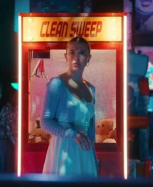 Millie Bobby Brown OnlyFans Leaked Free Thumbnail Picture - #ytrSMAvfZJ