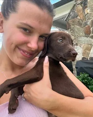 Millie Bobby Brown OnlyFans Leaked Free Thumbnail Picture - #yyPB1hJ4Vw