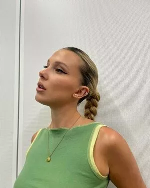 Millie Bobby Brown OnlyFans Leaked Free Thumbnail Picture - #GgHaonbQjY