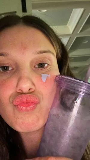 Millie Bobby Brown OnlyFans Leaked Free Thumbnail Picture - #TZKoyvql01