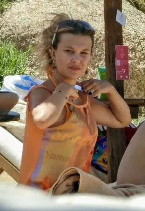 Millie Bobby Brown OnlyFans Leaked Free Thumbnail Picture - #nJgM6Wzpo2