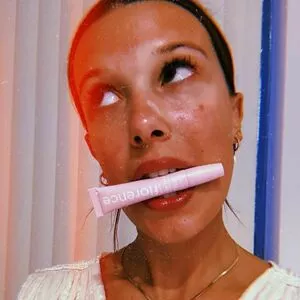 Millie Bobby Brown OnlyFans Leaked Free Thumbnail Picture - #wRNFebuKpt