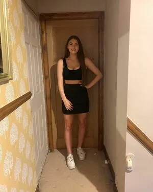 Millie C OnlyFans Leaked Free Thumbnail Picture - #sdKJ2lMSIA