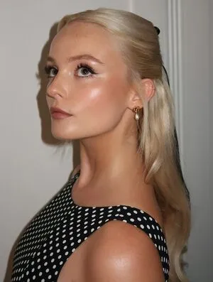 Millie Gibson OnlyFans Leaked Free Thumbnail Picture - #iumWYouiOc