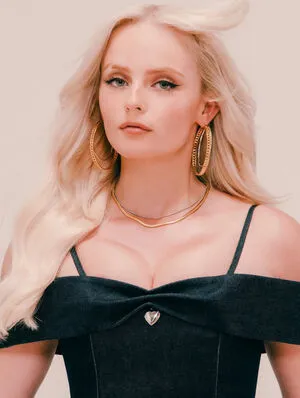 Millie Gibson OnlyFans Leaked Free Thumbnail Picture - #osI3ZeKkHs