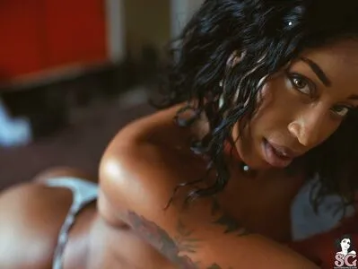 Milloux OnlyFans Leaked Free Thumbnail Picture - #3kmqzwKzAg