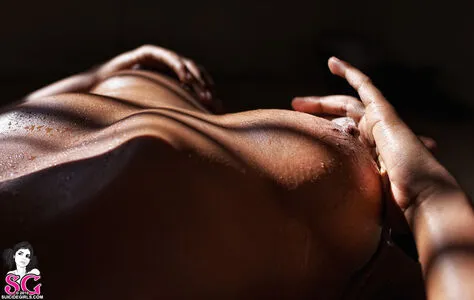 Milloux OnlyFans Leaked Free Thumbnail Picture - #41DxW4fpCo