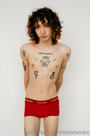 Milotwinkx OnlyFans Leaked Free Thumbnail Picture - #MvngL5EI2s
