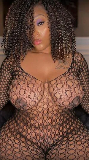 Mimi Curvaceous OnlyFans Leaked Free Thumbnail Picture - #Z5gxtz7Jae