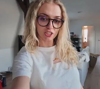 Mimi Lintrup OnlyFans Leaked Free Thumbnail Picture - #4GidBxZvUl
