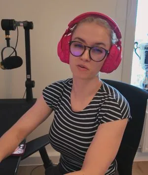 Mimi Lintrup OnlyFans Leaked Free Thumbnail Picture - #GxbtJ5iGdn