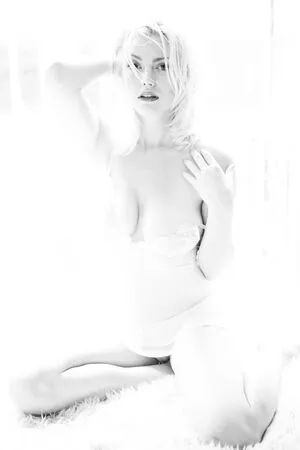 MIMP OnlyFans Leaked Free Thumbnail Picture - #KKMghrsEme