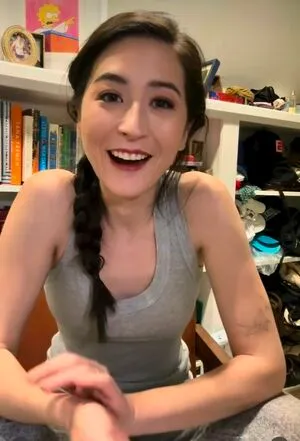 Mina Kimes OnlyFans Leaked Free Thumbnail Picture - #0Vi6R5u4Uw