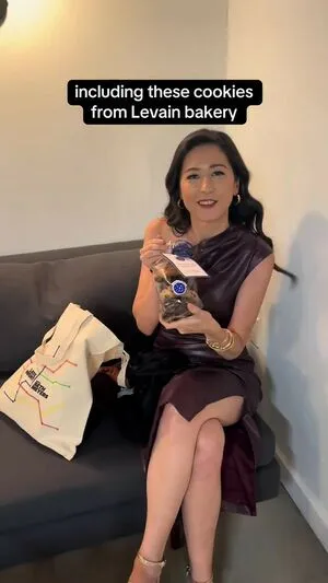 Mina Kimes OnlyFans Leaked Free Thumbnail Picture - #0npmj1tBPg