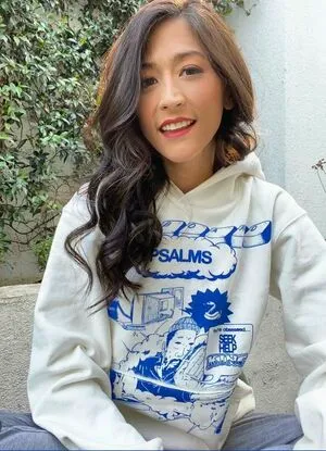 Mina Kimes OnlyFans Leaked Free Thumbnail Picture - #8tBNvcInVg