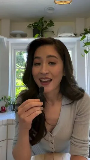 Mina Kimes OnlyFans Leaked Free Thumbnail Picture - #k2GIXv1d71