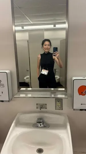 Mina Kimes OnlyFans Leaked Free Thumbnail Picture - #k7ValUj4bR