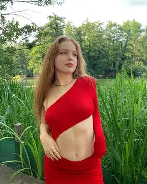 Minaaselinaa OnlyFans Leaked Free Thumbnail Picture - #xRskunlmlO