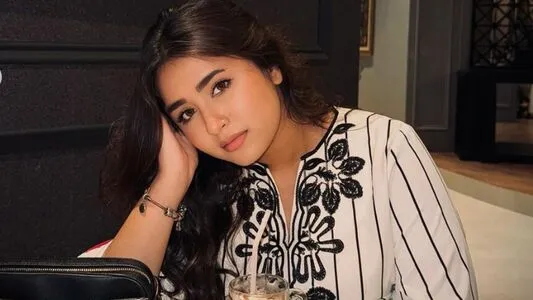 Minahil Malik OnlyFans Leaked Free Thumbnail Picture - #2zFuoUyFdi