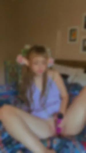 Minalovegoodvids OnlyFans Leaked Free Thumbnail Picture - #4d8mAz0n00