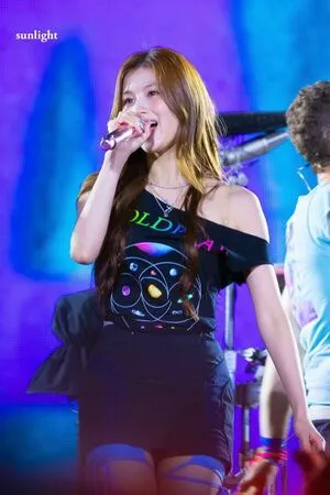 Minatozaki Sana OnlyFans Leaked Free Thumbnail Picture - #Ki6fjgEpen