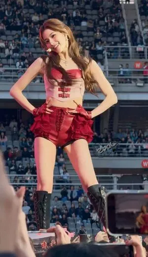 Minatozaki Sana OnlyFans Leaked Free Thumbnail Picture - #cvkMbrON47