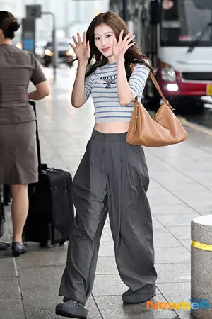 Minatozaki Sana OnlyFans Leaked Free Thumbnail Picture - #sGz79KGWbN