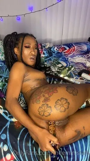 Mini Stalli OnlyFans Leaked Free Thumbnail Picture - #7H3ewx6iNr