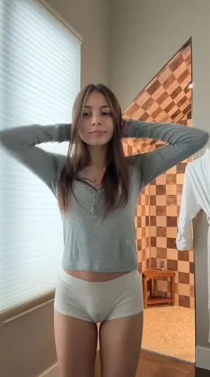 Minicaryn OnlyFans Leaked Free Thumbnail Picture - #lS8Ue2Oc1T