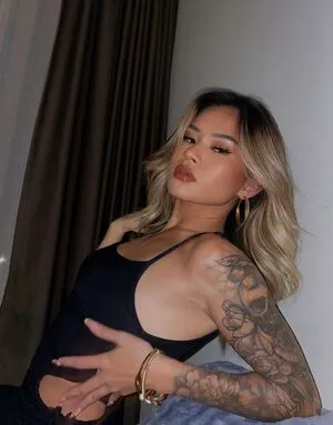 Minicher B OnlyFans Leaked Free Thumbnail Picture - #1uv9xCFUZM