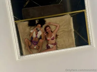 Minimitzi OnlyFans Leaked Free Thumbnail Picture - #ClgcPoAxcG