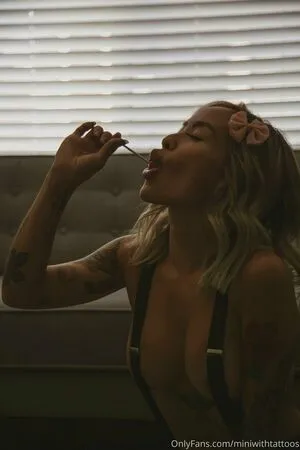 Miniwithtattoos OnlyFans Leaked Free Thumbnail Picture - #5q31K37wRN