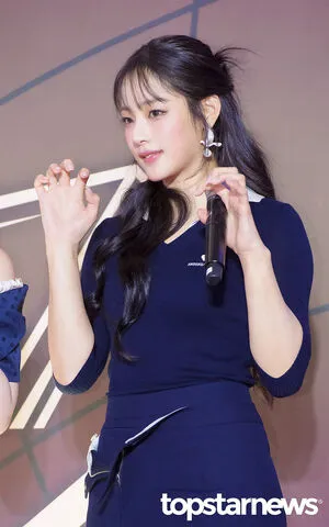 Minji Newjeans OnlyFans Leaked Free Thumbnail Picture - #4FXwcBPo0M