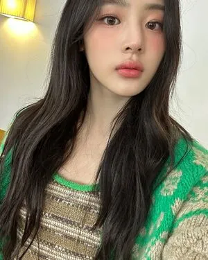 Minji OnlyFans Leaked Free Thumbnail Picture - #UdwxBrE9bo