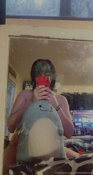 Minniealiencos OnlyFans Leaked Free Thumbnail Picture - #72uTehMc5K