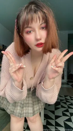 Mintosylveon OnlyFans Leaked Free Thumbnail Picture - #vnxHoHPd35