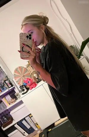 Minuself OnlyFans Leaked Free Thumbnail Picture - #RswHtPr4pm