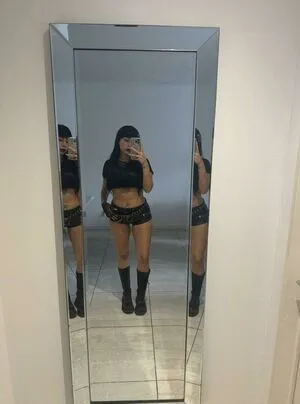 Mira Love OnlyFans Leaked Free Thumbnail Picture - #OmuBs6Cbv5