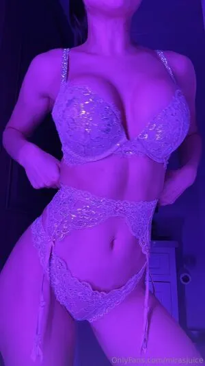 Mira Nowhere OnlyFans Leaked Free Thumbnail Picture - #SLFctNvemA