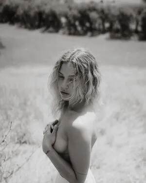 Mira Sievers OnlyFans Leaked Free Thumbnail Picture - #S1VoIYYMV5