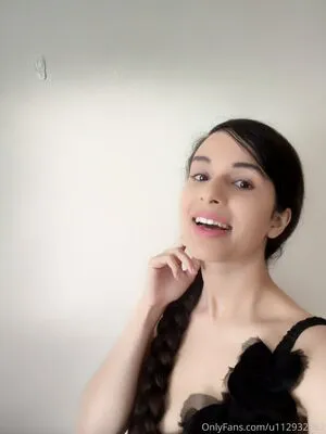 Mirabella Estella OnlyFans Leaked Free Thumbnail Picture - #CR9LL7e0R8