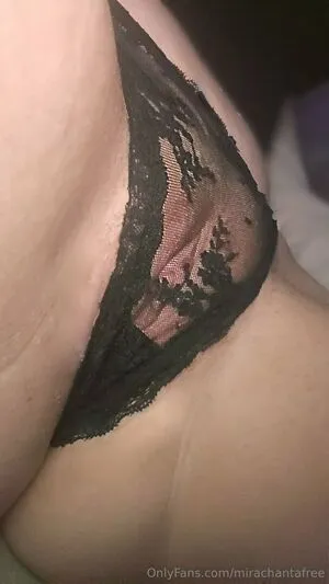 Mirachantafree OnlyFans Leaked Free Thumbnail Picture - #lcCwiyATko