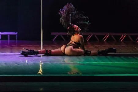 Miragem Feet OnlyFans Leaked Free Thumbnail Picture - #18DYN4zN4m