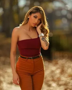 Mirahbellaofficial OnlyFans Leaked Free Thumbnail Picture - #VNVvJzyq0I