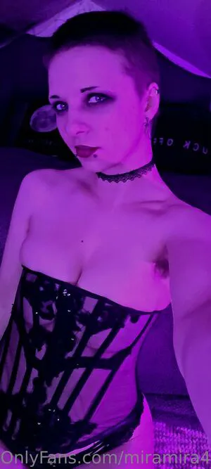 Miramira420 OnlyFans Leaked Free Thumbnail Picture - #pKGd0KFX6u