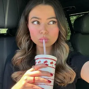 Miranda Cosgrove OnlyFans Leaked Free Thumbnail Picture - #2SThLXRb59