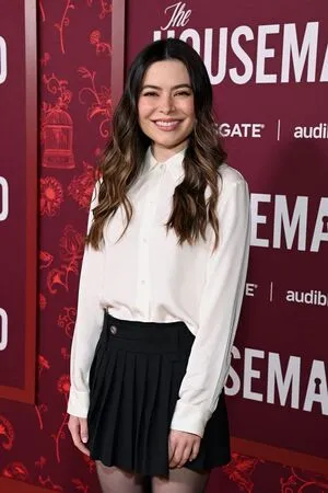 Miranda Cosgrove OnlyFans Leaked Free Thumbnail Picture - #4euUo9MQSr