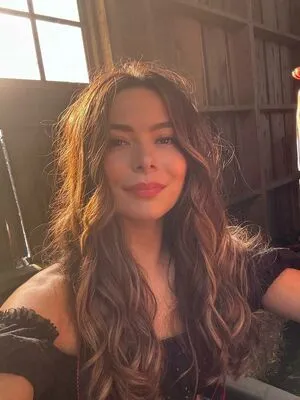 Miranda Cosgrove OnlyFans Leaked Free Thumbnail Picture - #73OKY3YpHV