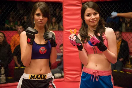 Miranda Cosgrove OnlyFans Leaked Free Thumbnail Picture - #7qh8GxoUNZ