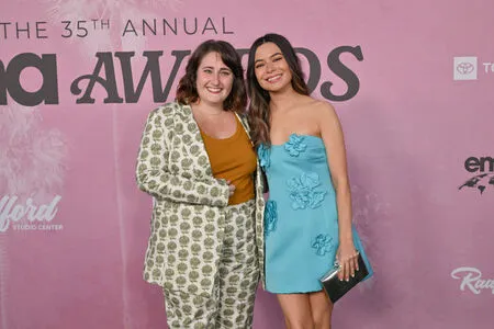 Miranda Cosgrove OnlyFans Leaked Free Thumbnail Picture - #CnKum654p2